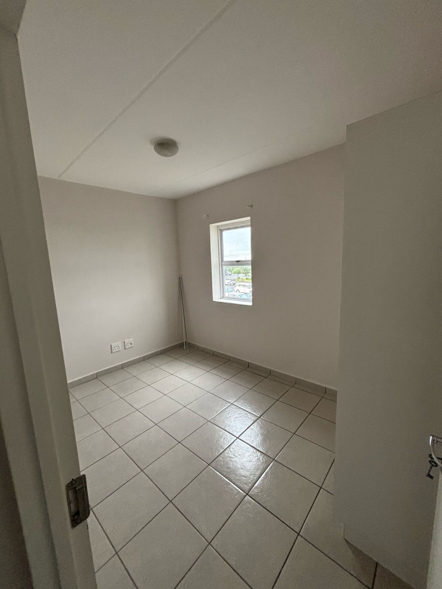 To Let 2 Bedroom Property for Rent in Glenhaven Western Cape